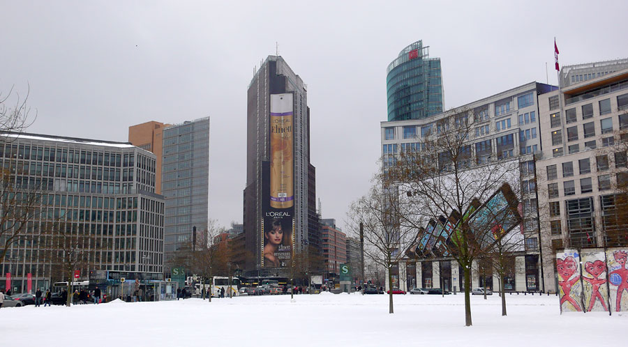 Hans Kollhoff’s office tower on Potsdamer Platz, as seen from Leipziger Platz