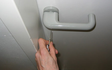 doorhandle02.jpg