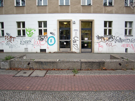 brutalbench2_lores