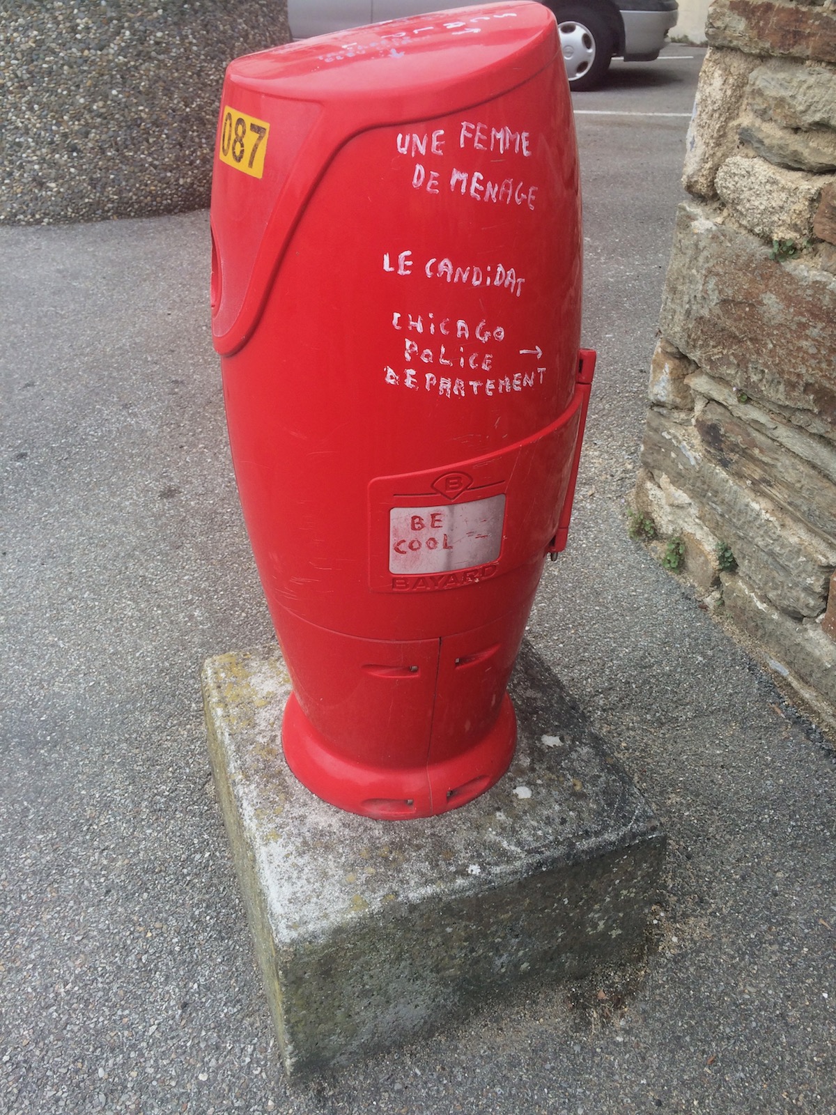 Graffitied bollard in Douarnenez